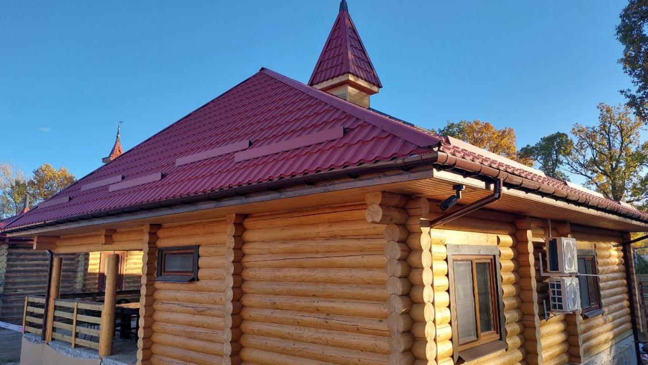 Загородный Комплекс Fort Pirnov Park Pirnove Exterior photo